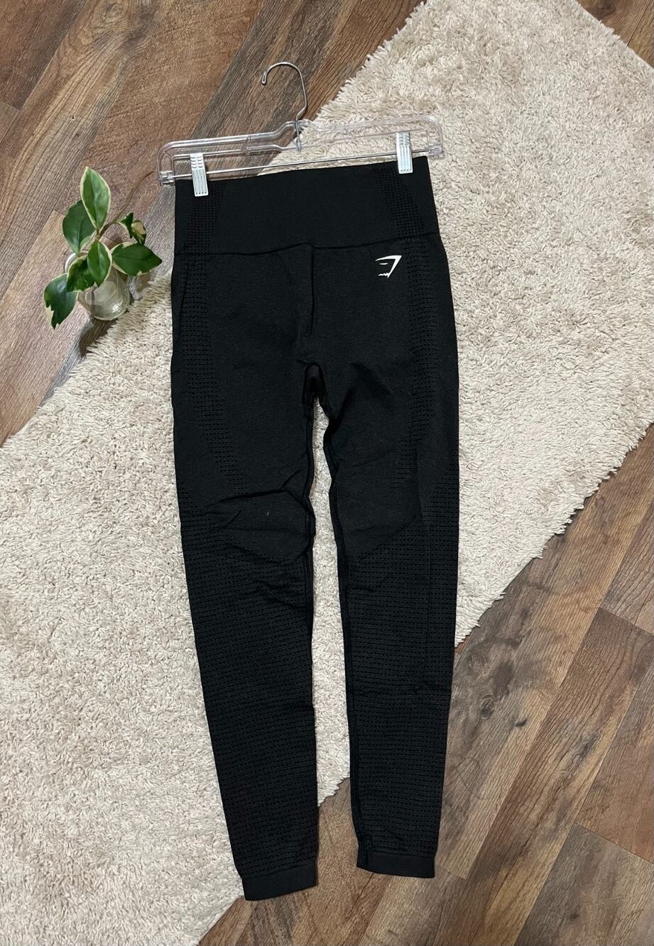 Gymshark Size Medium Black High-Rise Vital Seamless 2.0 Leggings